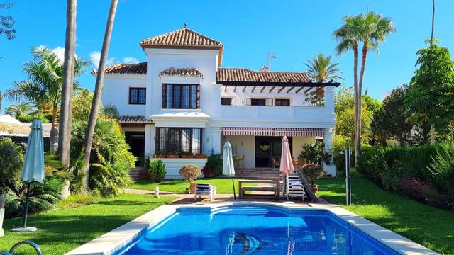 Casa-chalet en Venta en El Rosario - Ricmar