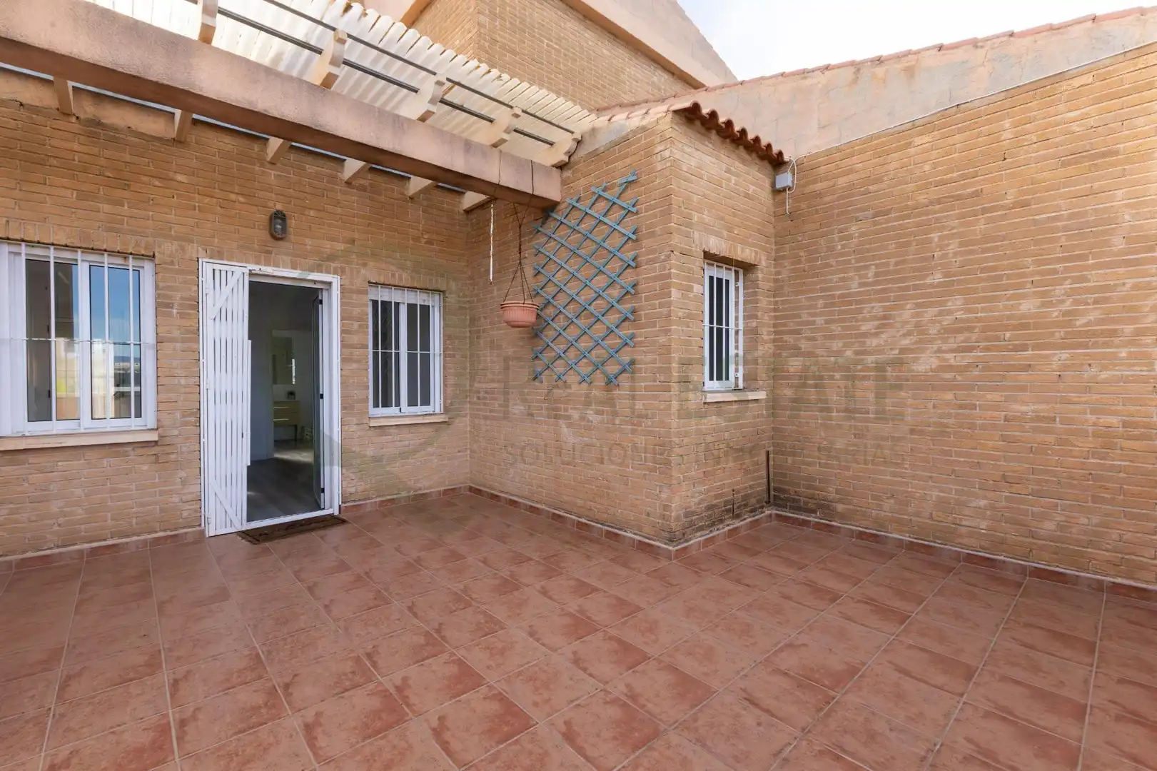 Terraza de Casa o chalet en venta en Alicante / Alacant con Jardín privado, Terraza y Trastero