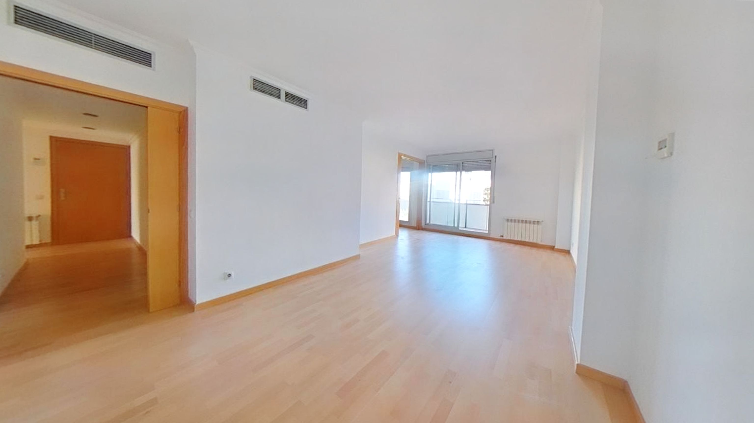 Flat for sale in  Barcelona Capital  with Heating, Terrace and Oven