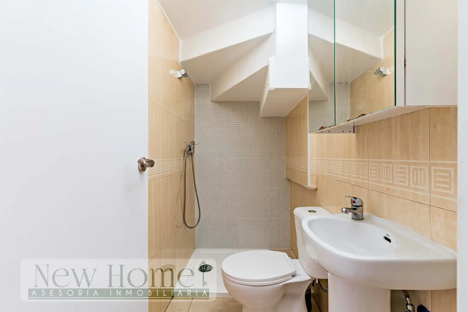 Bathroom of Duplexes for sale in Roquetas de Mar  with Terrace and Community pool