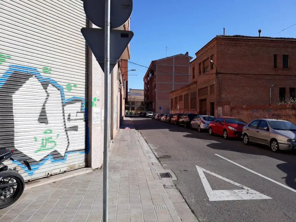 Gewerbefläche zum Verkauf in Pintor Xavier Gosé
