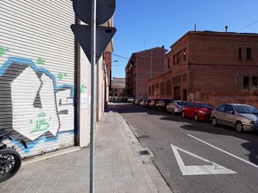 Locale commerciale in vendita a Pintor Xavier Gosé