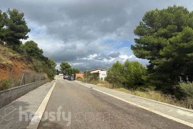 Terreno residencial en Venta en Carrer Cirerer (Can Coral), . en Torrelles de Foix