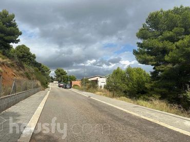 Terrenys i solars en venda a Carrer Cirerer (Can Coral) .