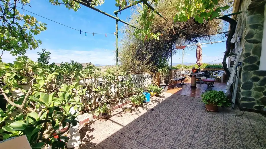 Terraza de Finca rústica en venta en El Campillo (Huelva) con Aire acondicionado, Jardín privado y Terraza