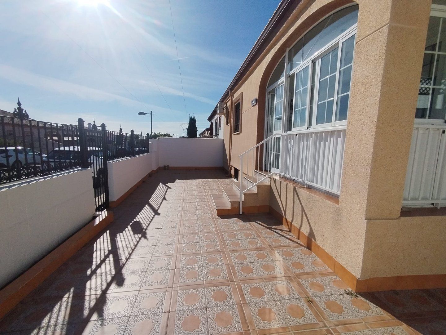 Single-family semi-detached for sale in Salteras
