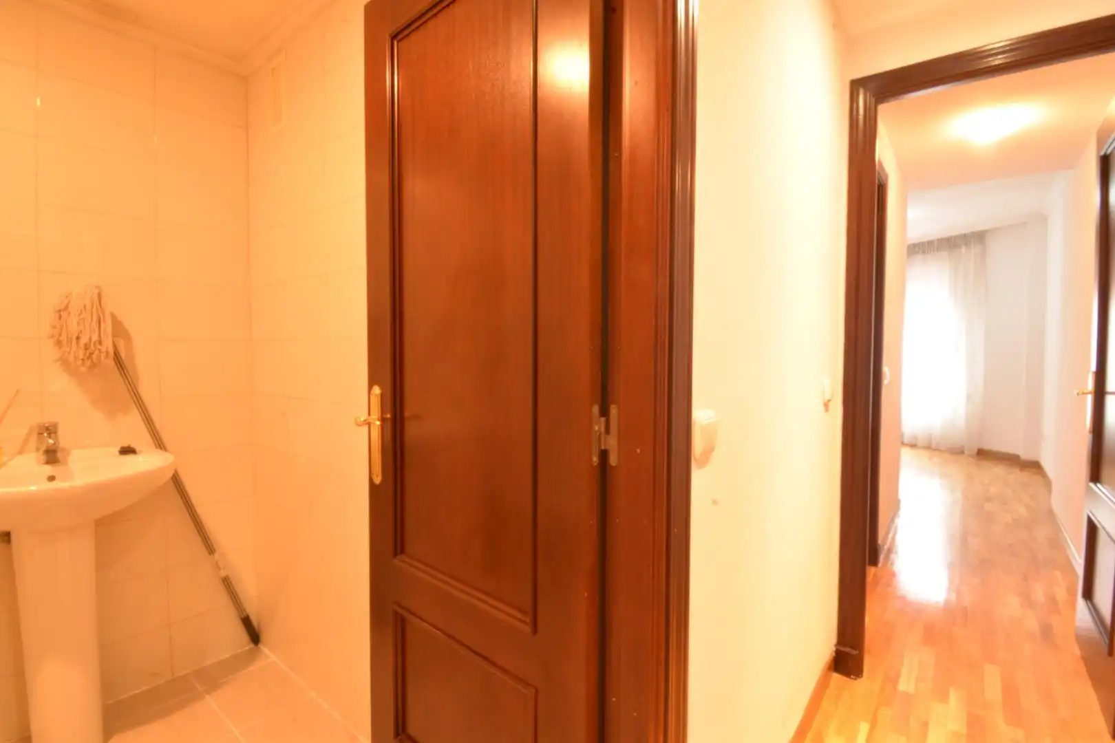 Piso en venta en Oviedo  con Calefacción y Trastero