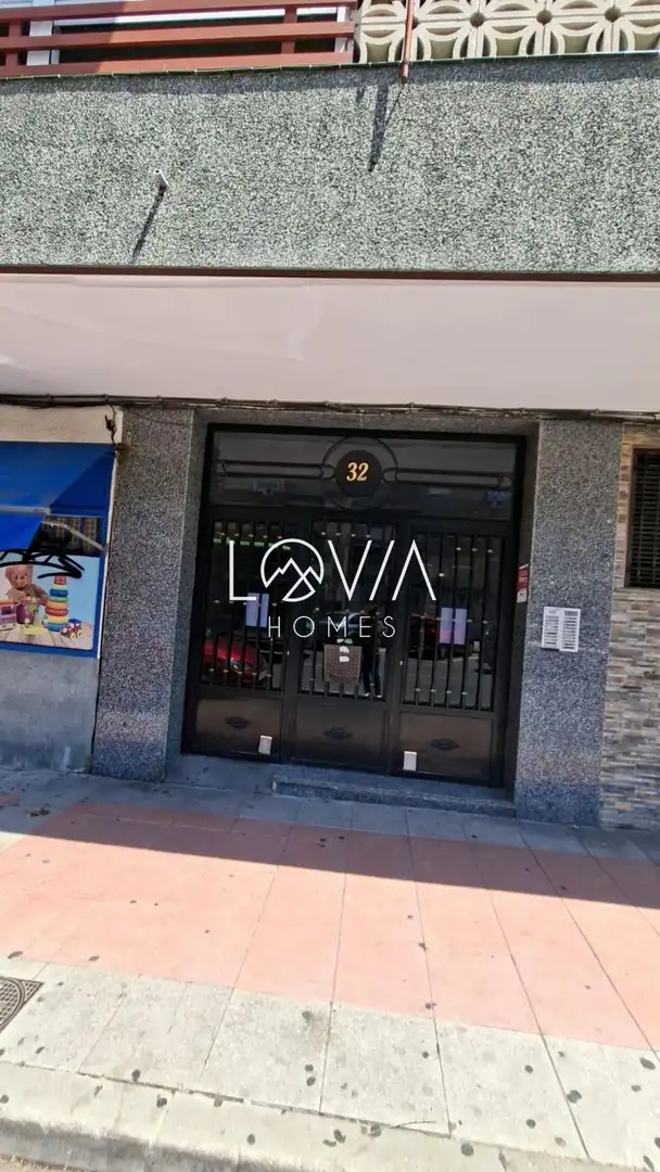Vista exterior de Pis en venda en Parla