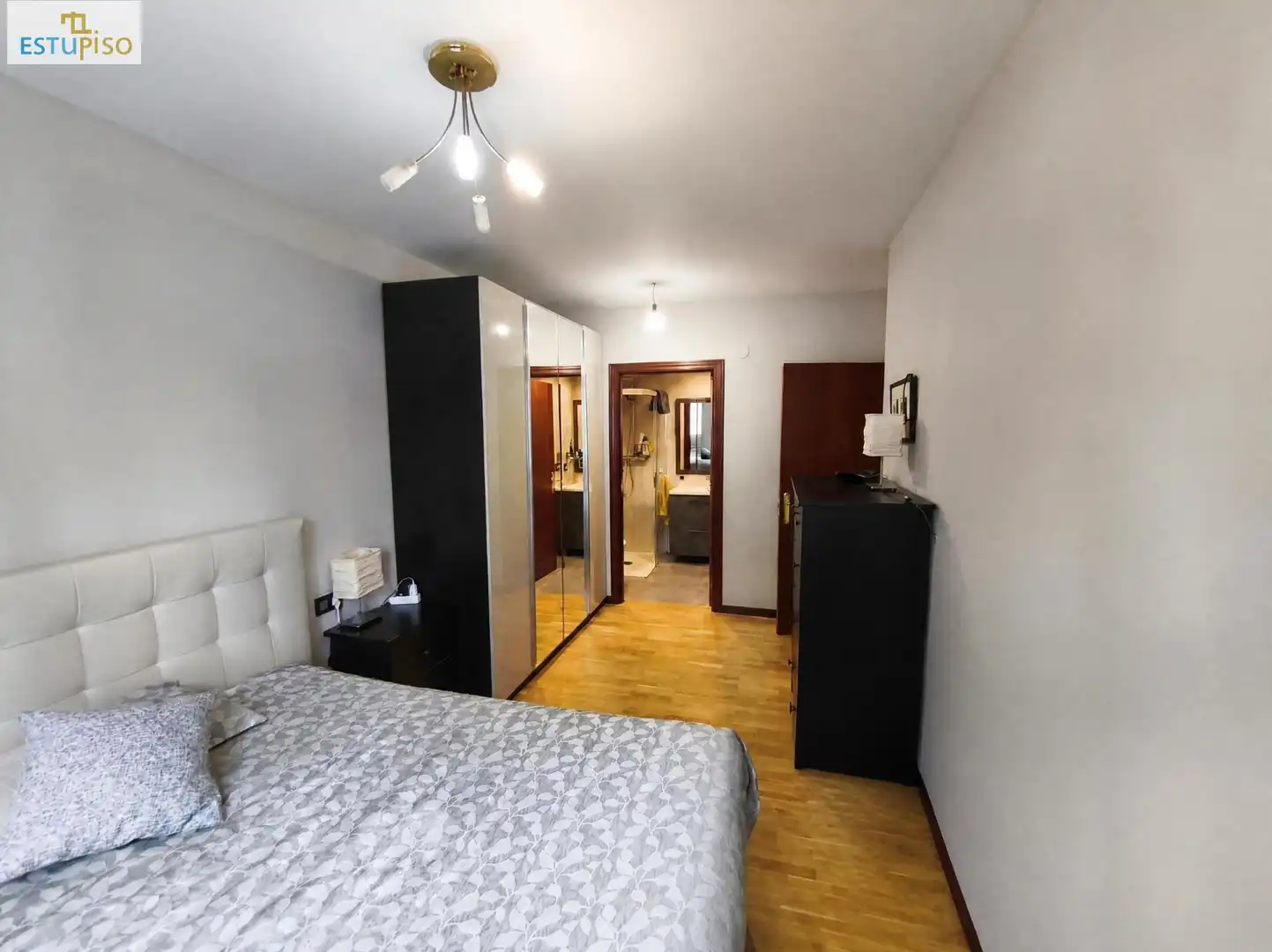 Bedroom of Flat for sale in Salburua - Arantzabela