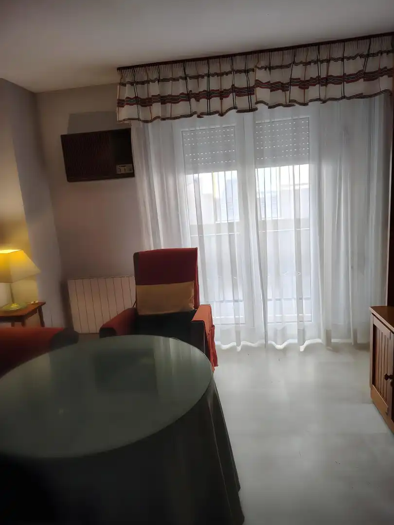 Flat with lift to rent in Calle NUEVA DE SAN ANTON, imagen 7