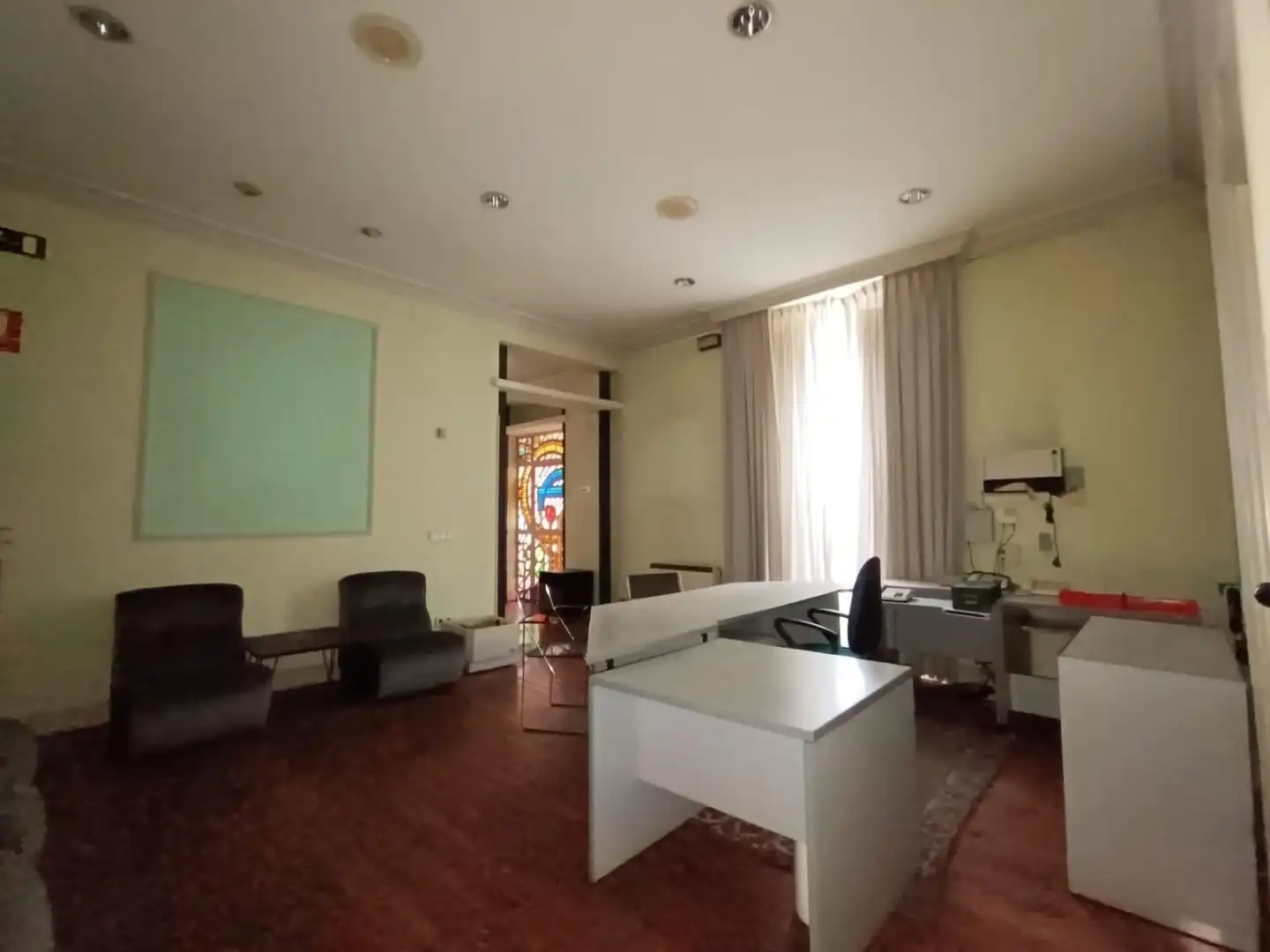 Büro zur Miete in Casco Antiguo