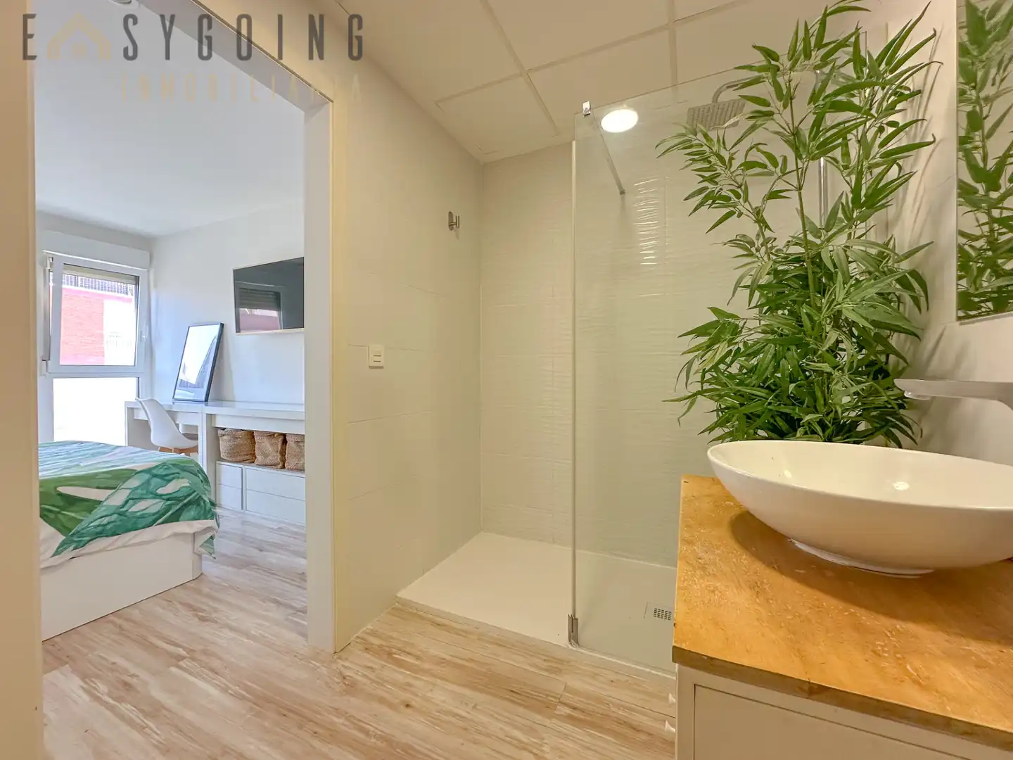 Baño de Ático en venta en Elche / Elx con Aire acondicionado, Terraza y Amueblado