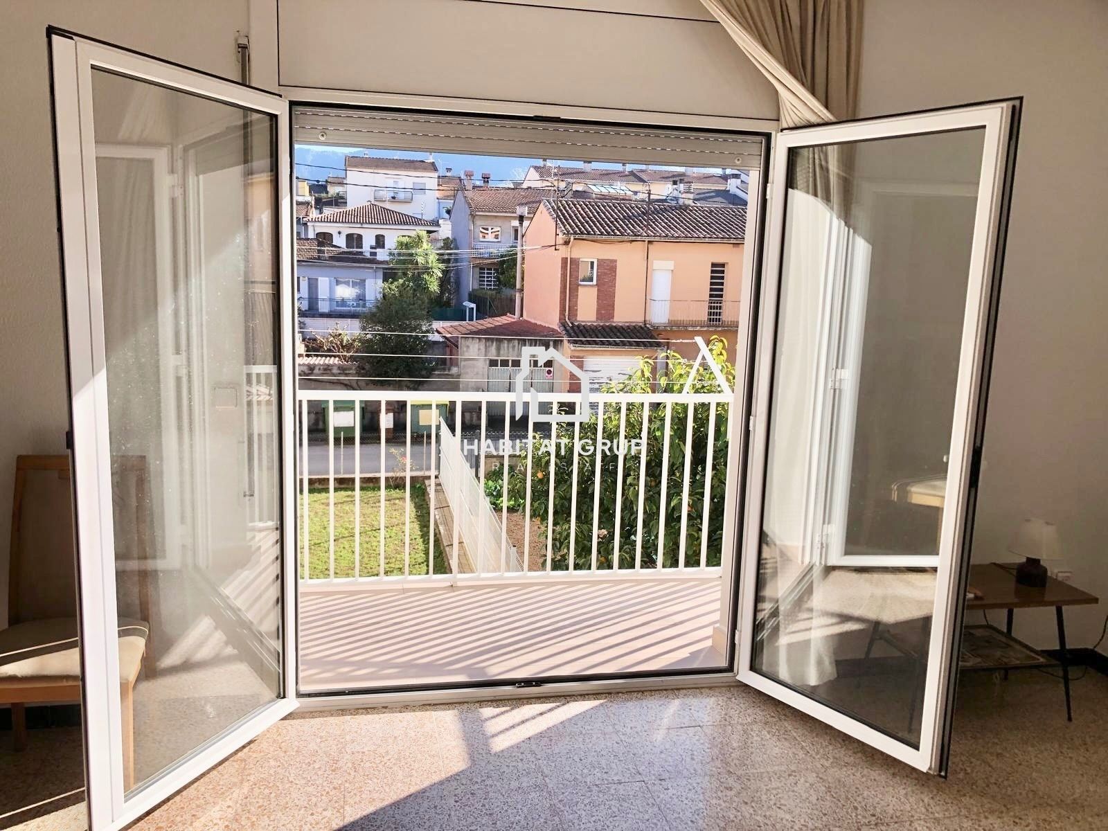 Terrassa de Casa o xalet en venda en Olot amb Calefacció, Jardí privat i Terrassa