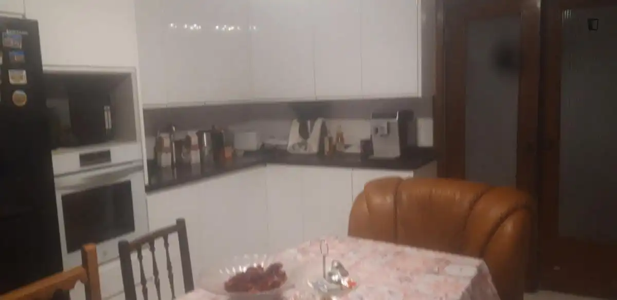 Room in Pajaritos