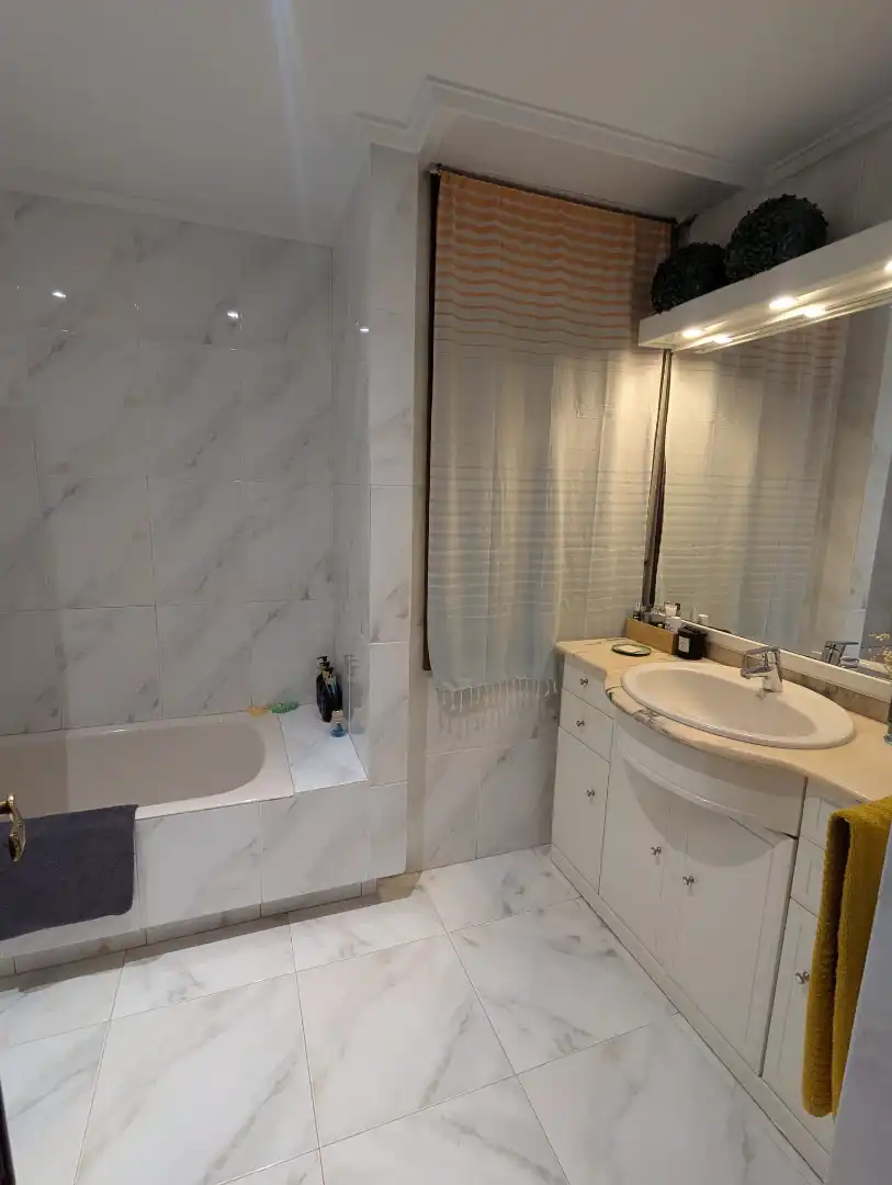 Baño de Piso en venta en Amorebieta-Etxano con Calefacción, Trastero y Amueblado
