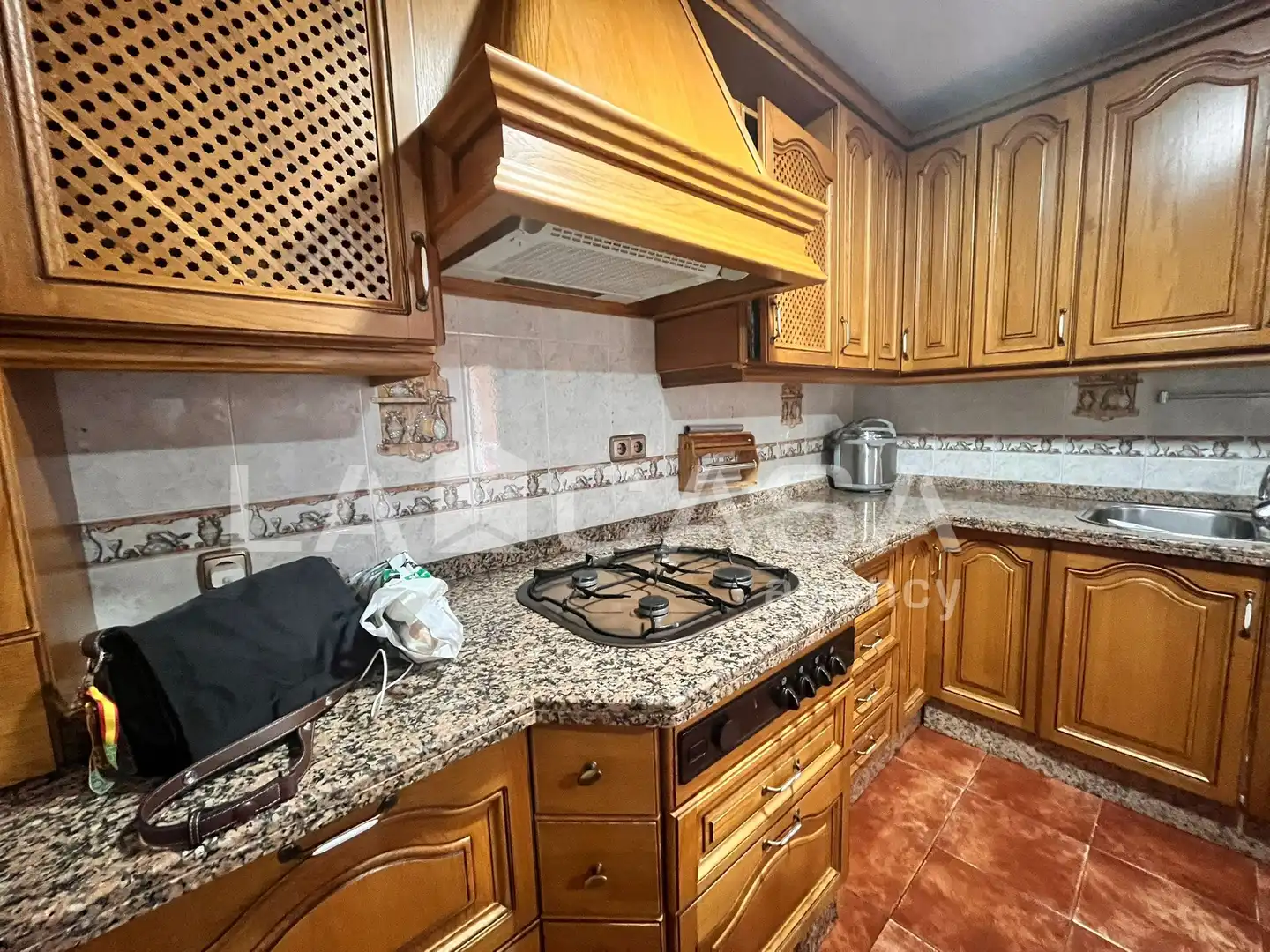 Kitchen of Flat for sale in Algeciras  with Balcony