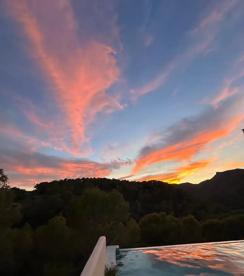 Vista exterior de Casa o xalet en venda en Ròtova amb Aire condicionat, Calefacció i Jardí privat