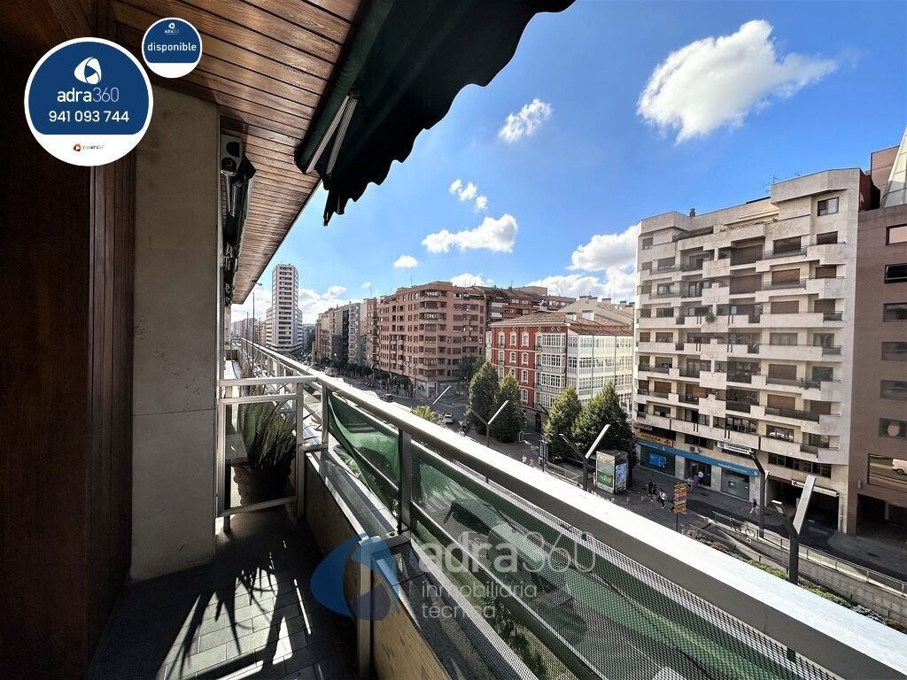 Vista exterior de Pis de lloguer en  Logroño amb Calefacció