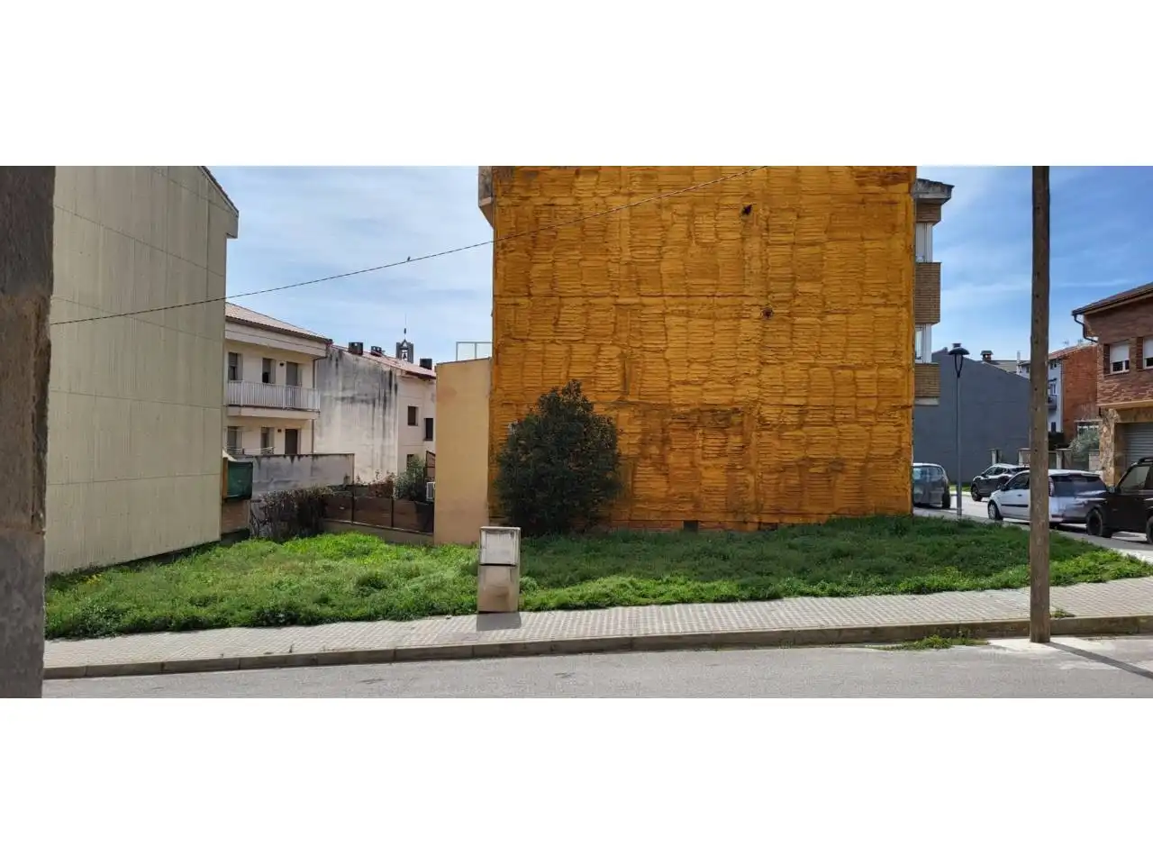Terreny residencial en venda a Calle Girona
