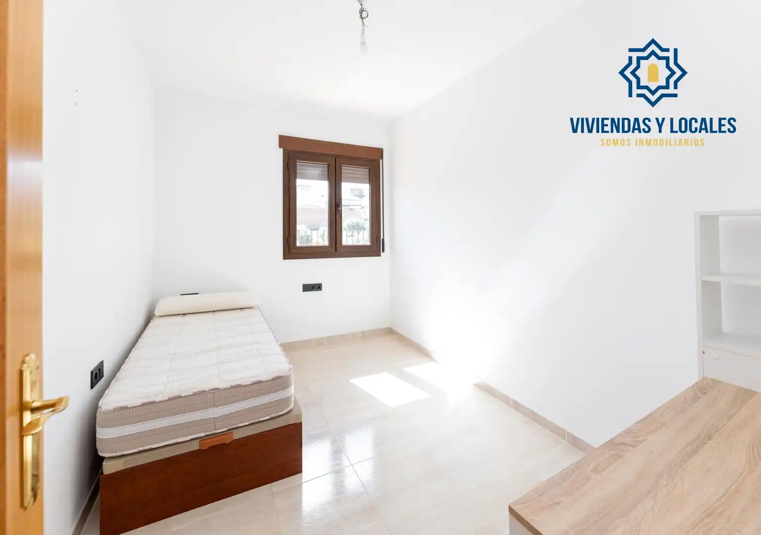 Bedroom of Attic for sale in Gójar  with Air Conditioner, Heating and Terrace