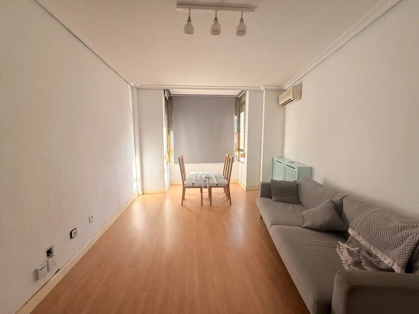 Piso con terraza en venta en Calle de la Parra