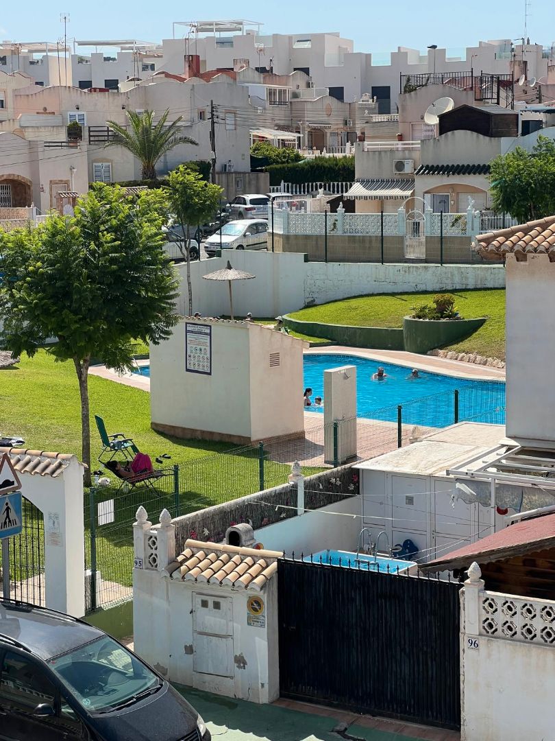 Swimming pool of Single-family semi-detached for sale in Torrevieja  with Terrace, Furnished and Oven