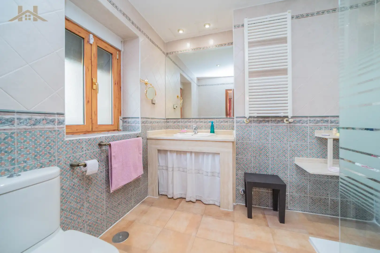 Bany de Casa o xalet en venda en Guadarrama amb Calefacció, Jardí privat i Piscina