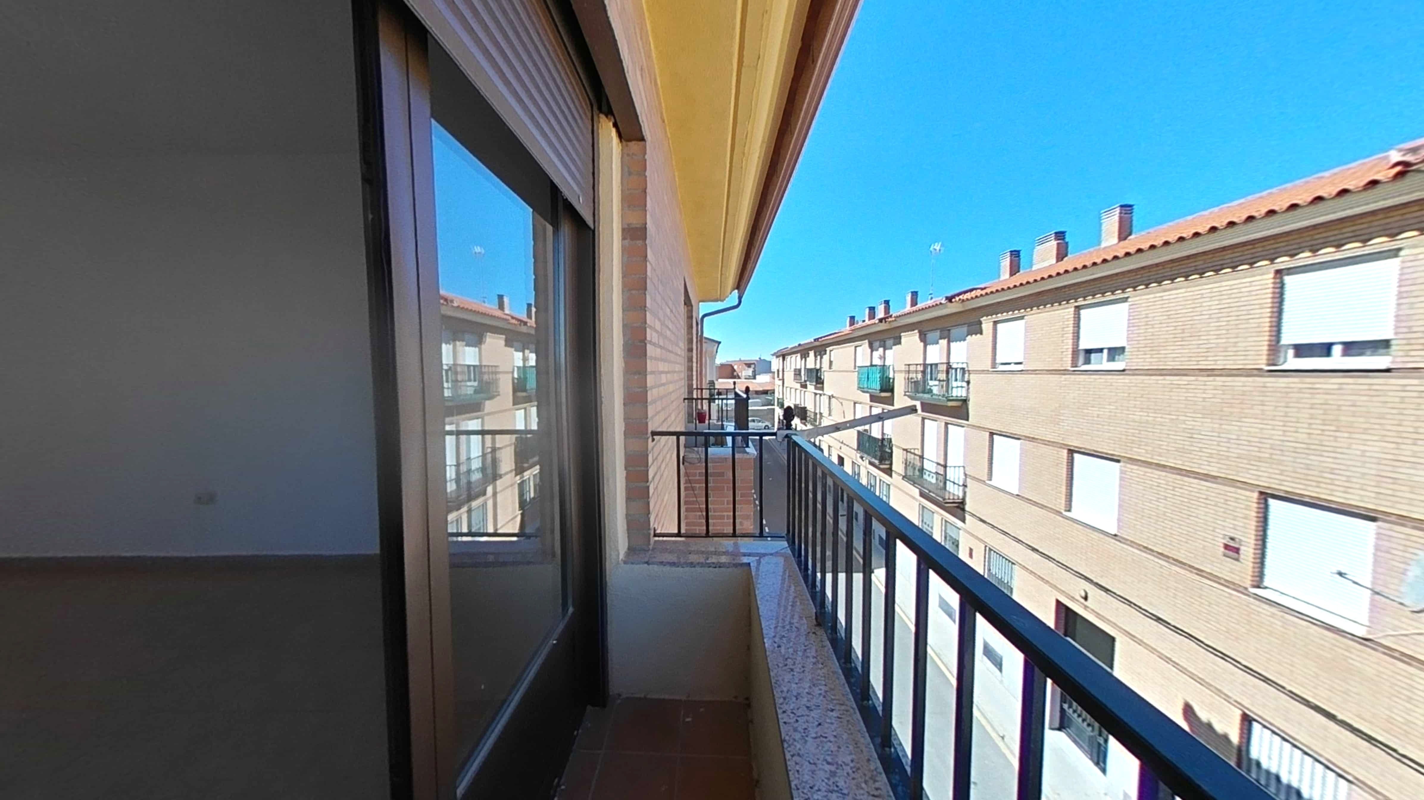 Terrassa de Pis en venda en Fuensalida amb Calefacció, Forn i Balcó