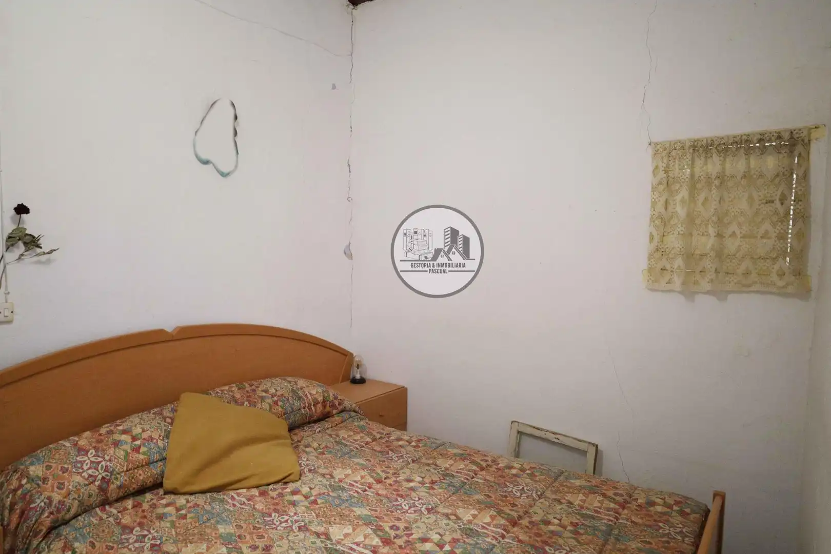 Habitación de Casa o chalet en venta en Samper de Calanda con Terraza, Trastero y Amueblado