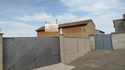 Foto 5 de Casa o chalet en venta en Villares de Órbigo, León
