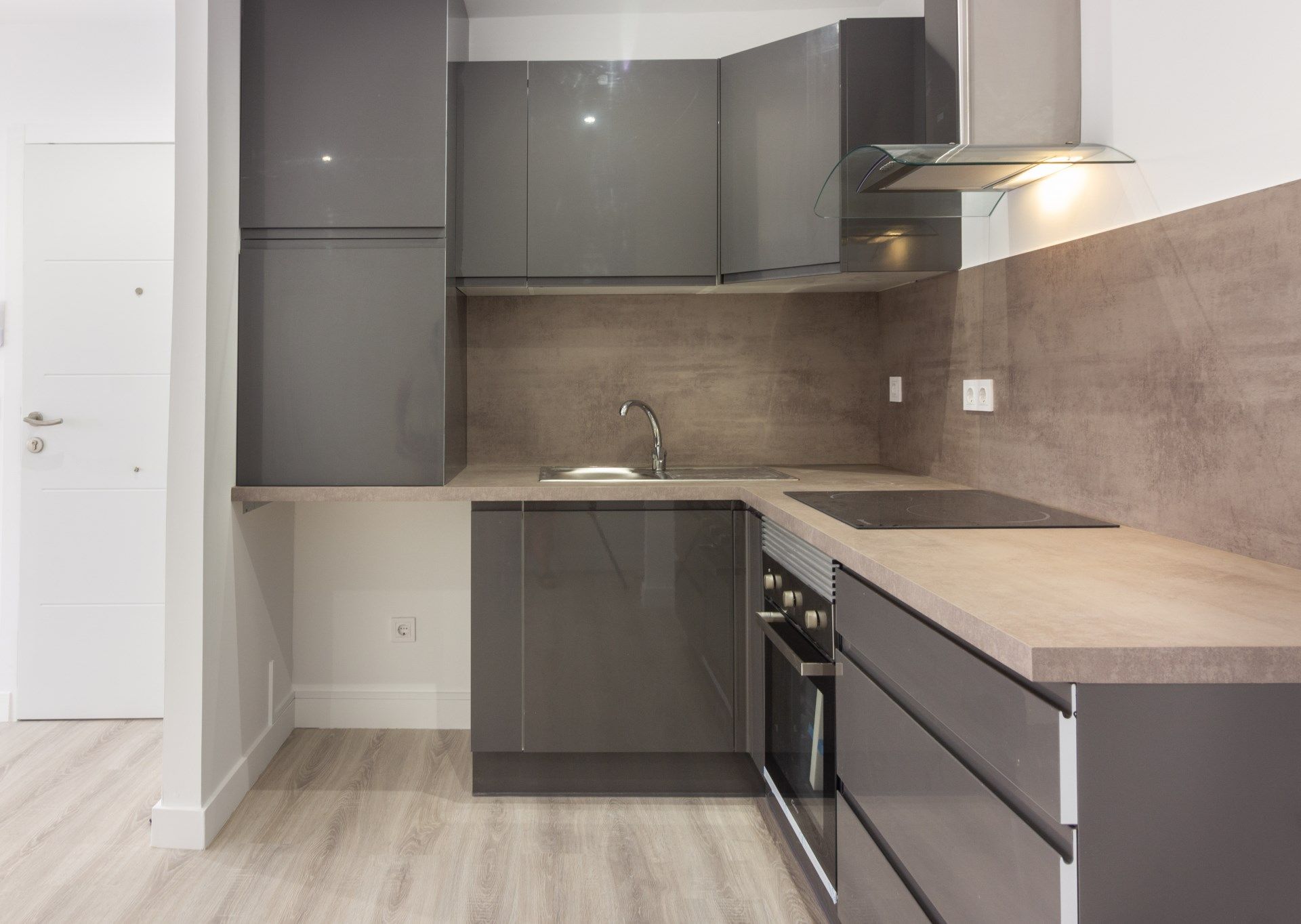 Kitchen of Flat for sale in Roses  with Storage room