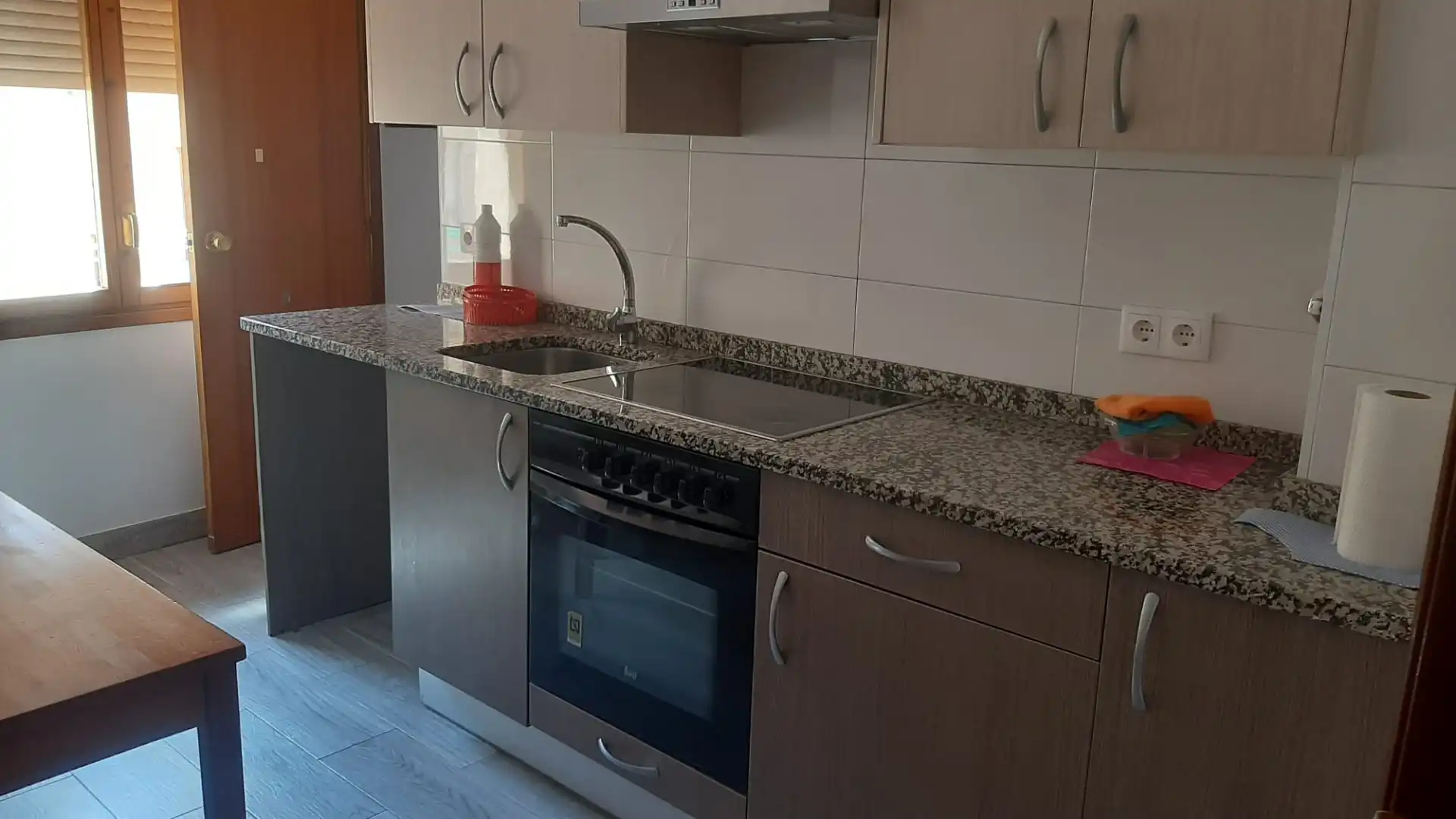 Küche von Wohnung zum Verkauf in Zaragoza