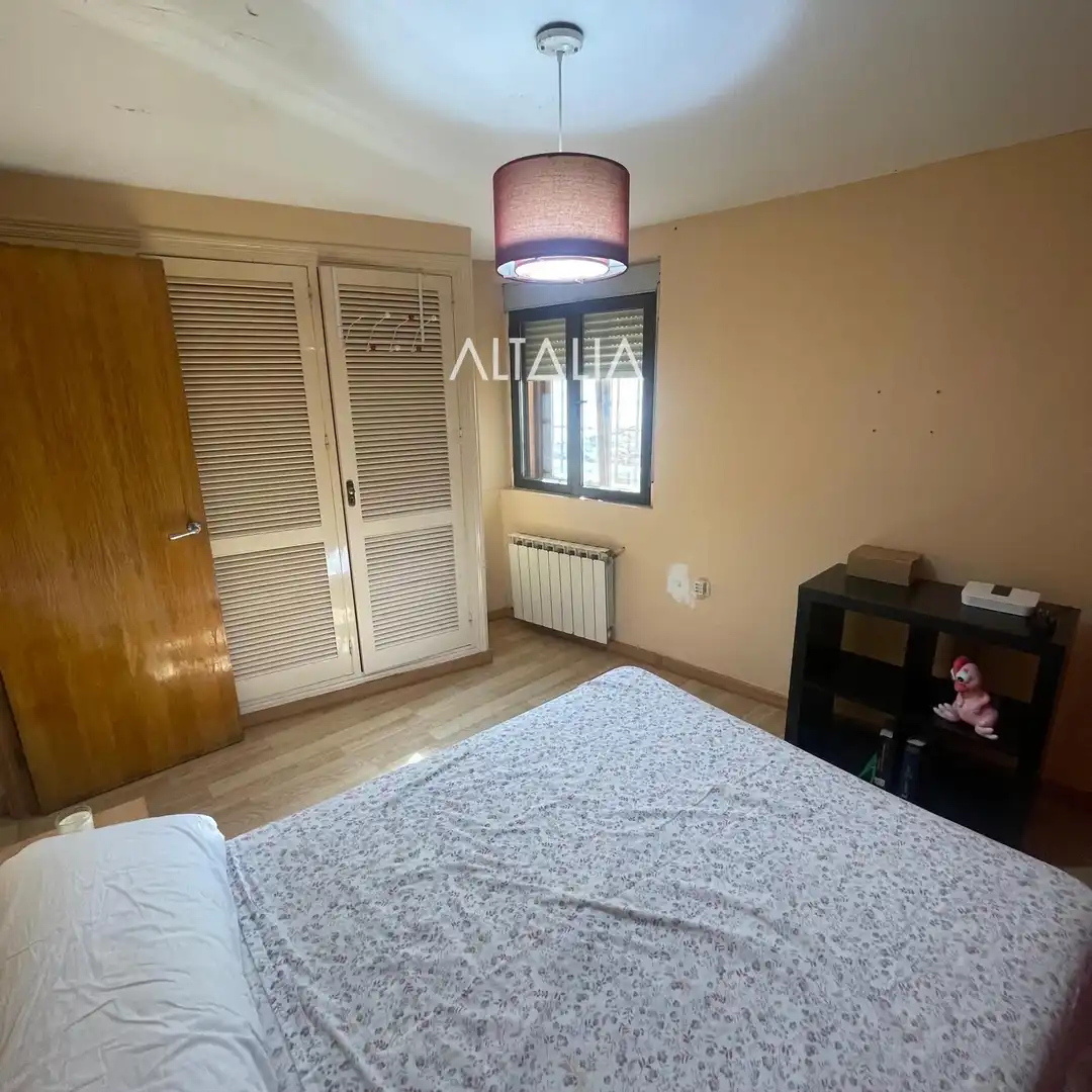 Habitación de Casa o chalet en venta en Cuenca