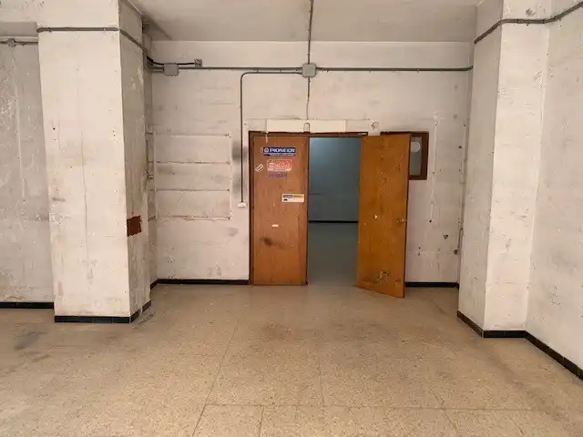 Local comercial en venta en Eixample Nord, imagen 5