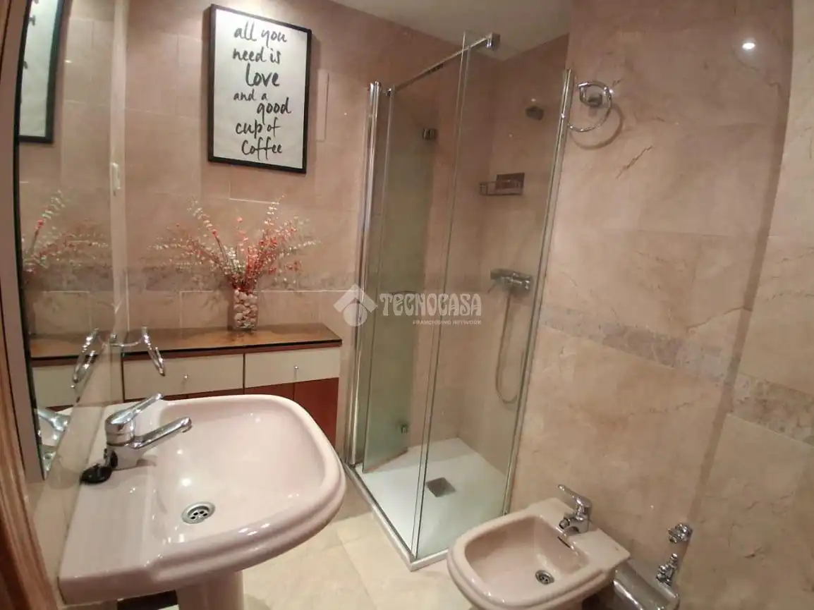 Badezimmer von Wohnung zum Verkauf in Getafe mit Heizung