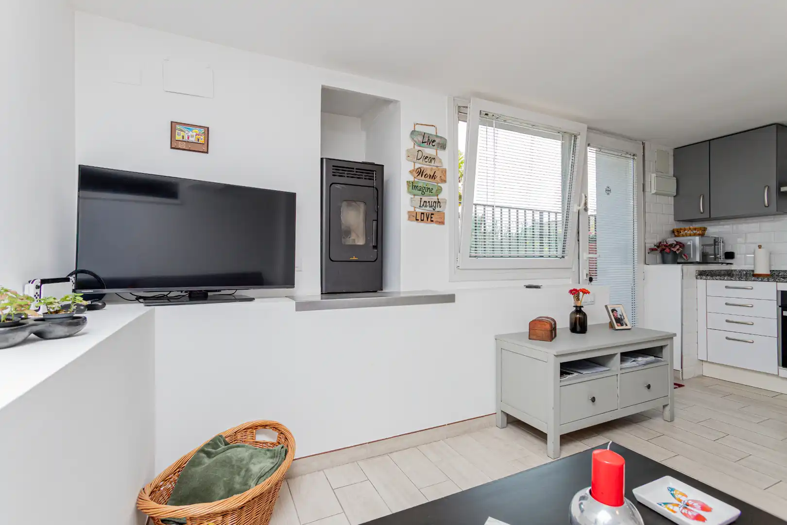 Sala d'estar de Casa o xalet en venda en Soto del Real amb Calefacció, Jardí privat i Terrassa
