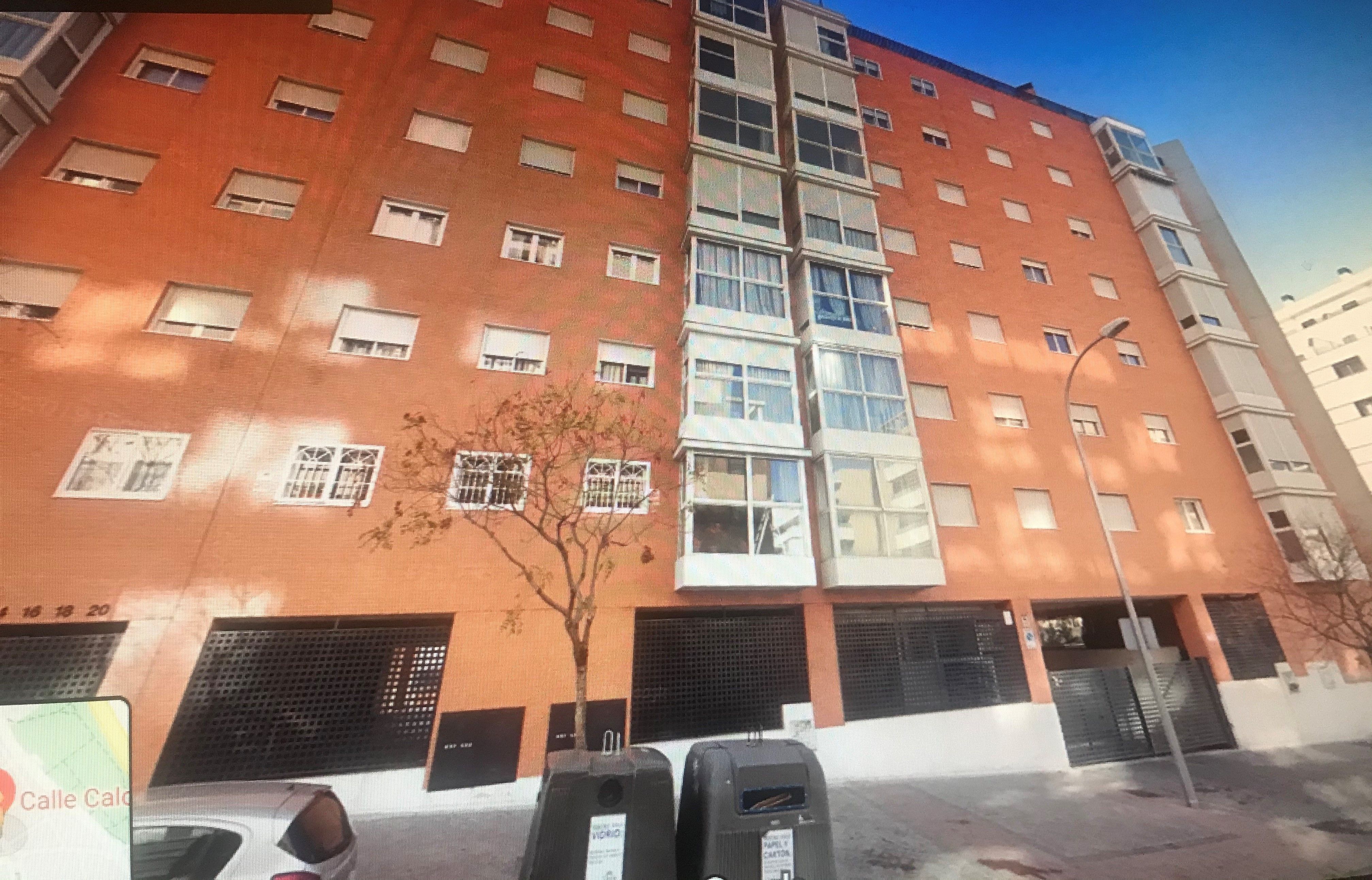 Exterior view of Garage for sale in  Madrid Capital