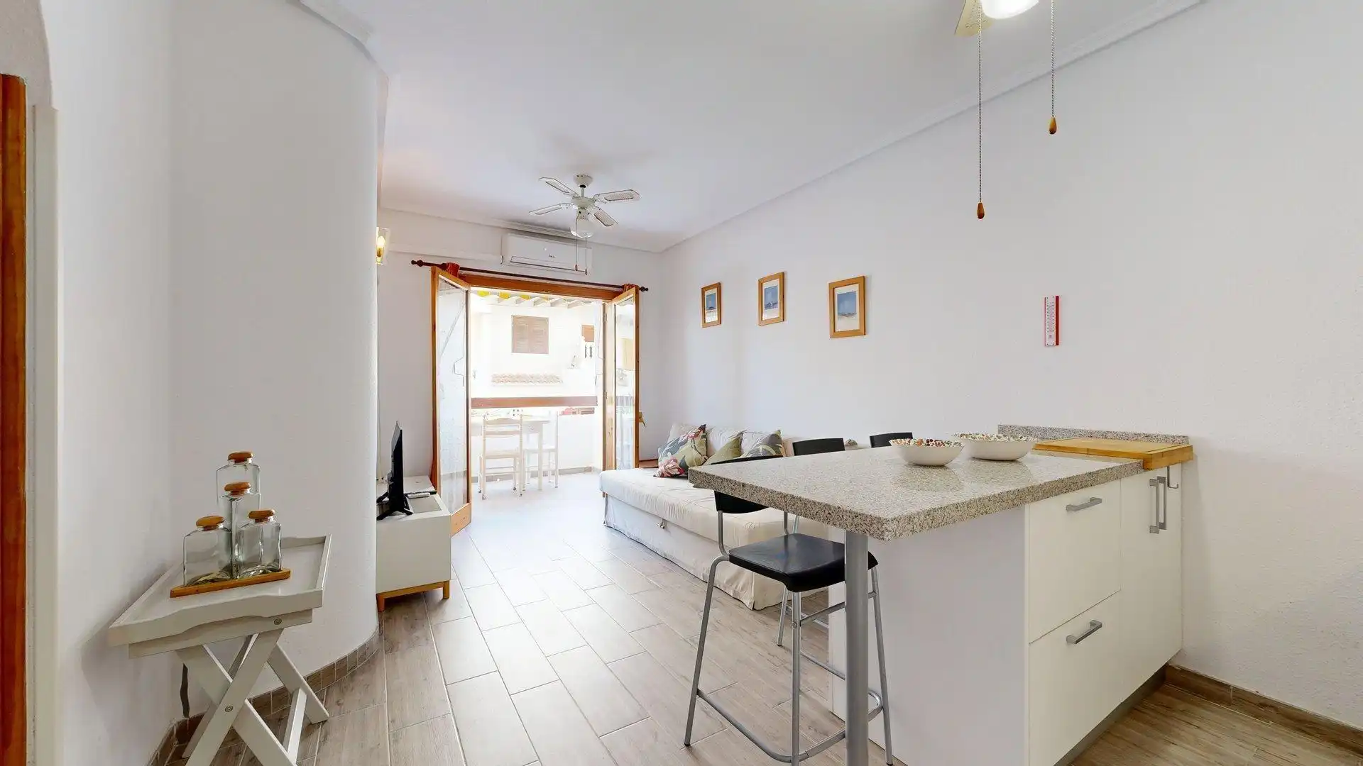 Appartement compact avec piscine à louer à Calle Islas Baleares 46, imagen 2