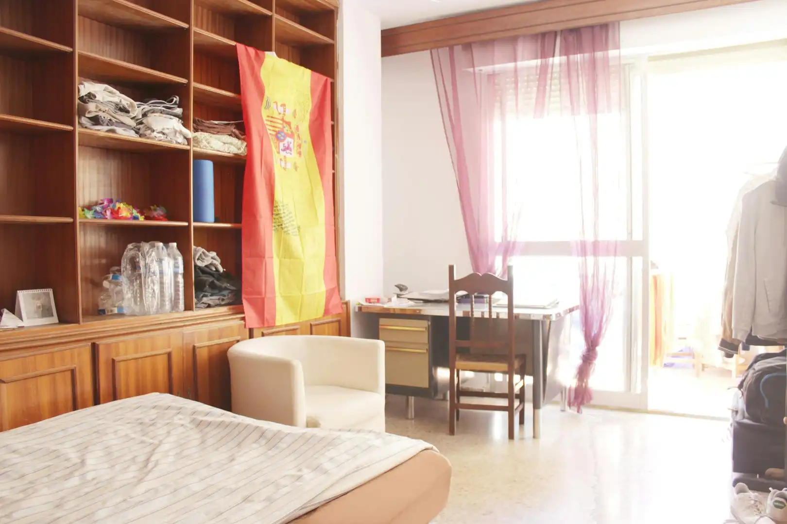 Habitación de Piso para compartir en Sevilla con Amueblado, Lavadora y Internet