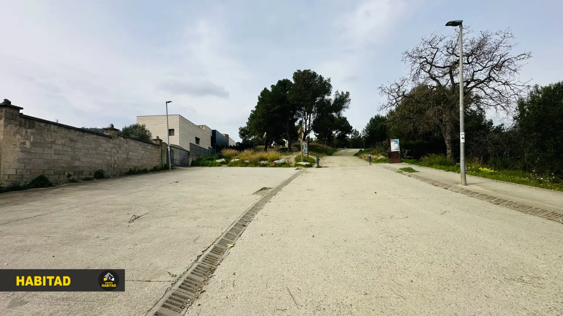 Außenansicht von Residential zum Verkauf in Sant Boi de Llobregat
