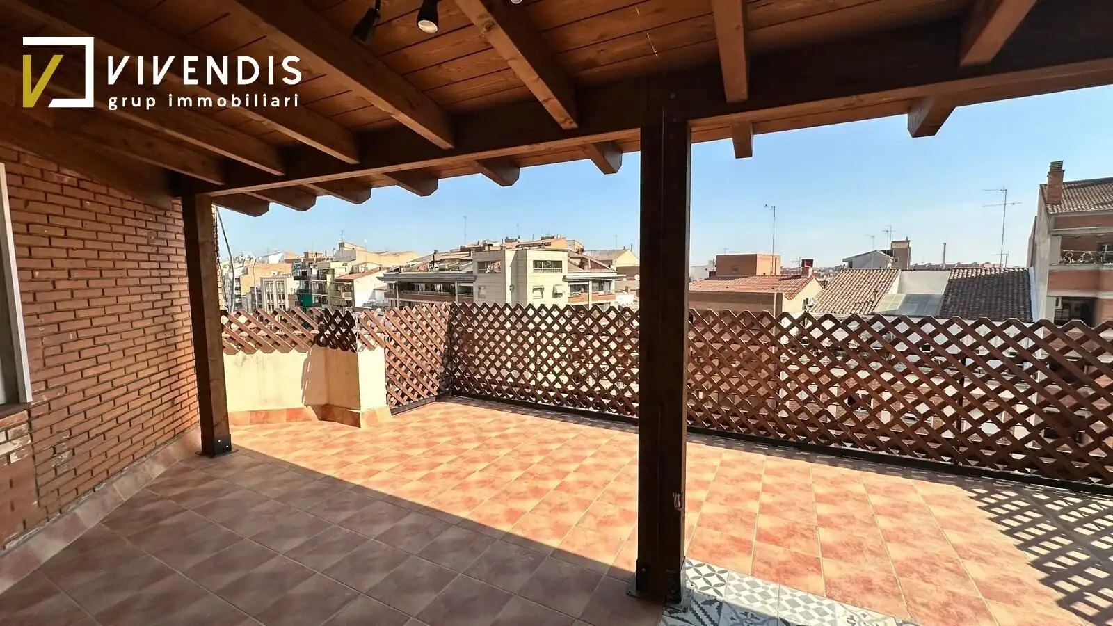 Terrace of Attic for rent in Lleida  with Air Conditioner, Heating and Parquet flooring