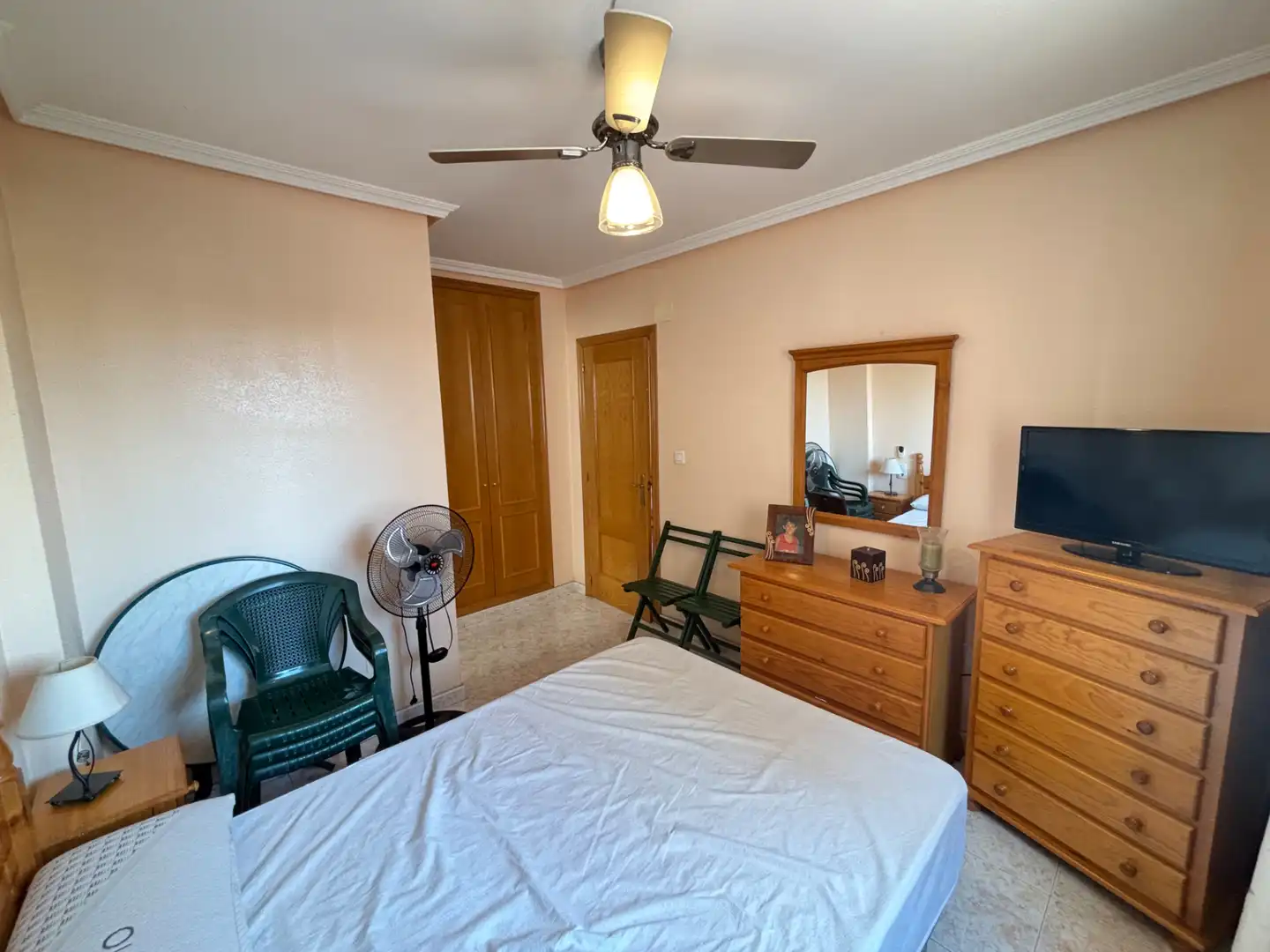 Habitación de Piso en venta en Santa Pola con Terraza, Piscina y Amueblado