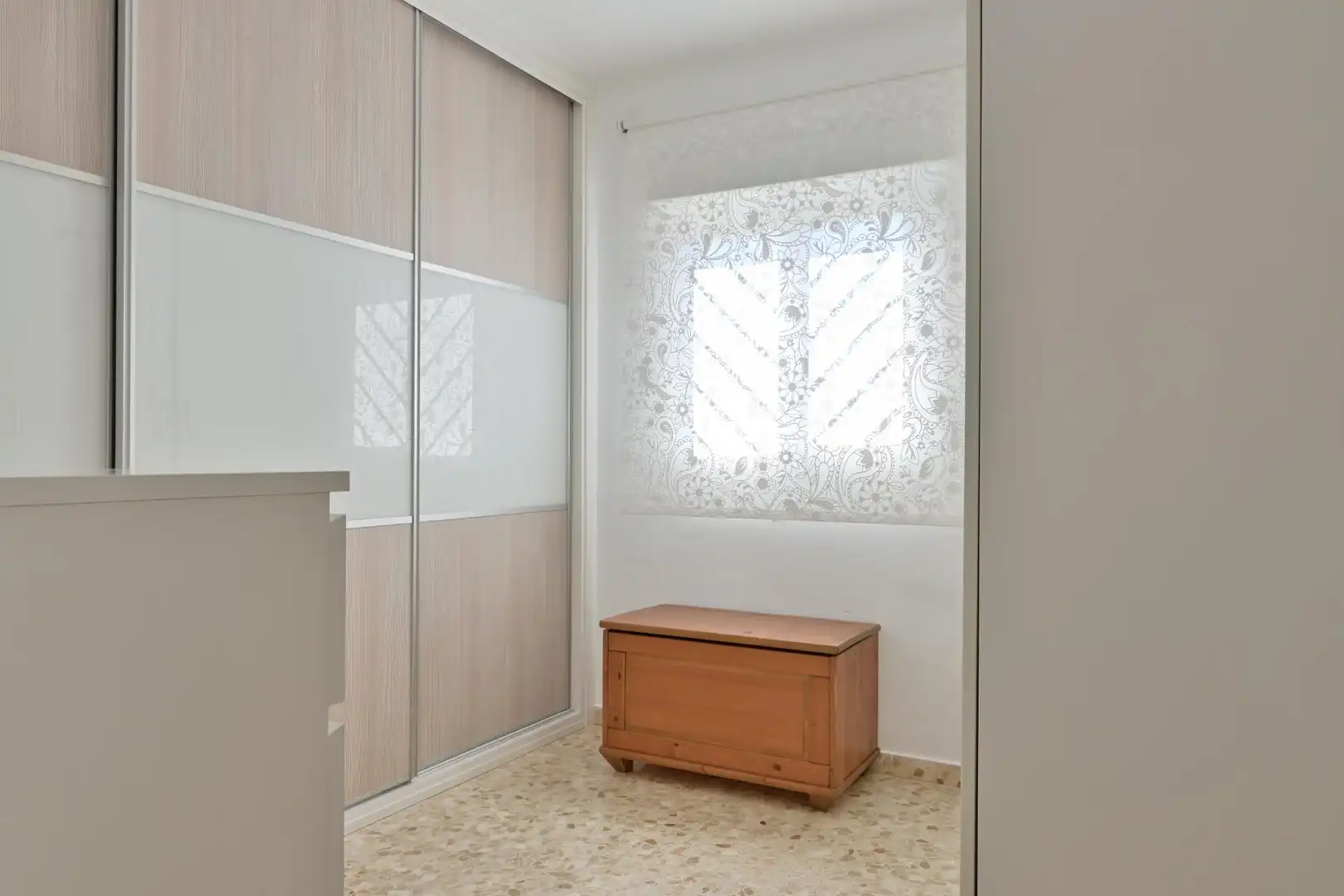 Dormitori de Casa adosada en venda en Sevilla amb Aire condicionat, Terrassa i Traster