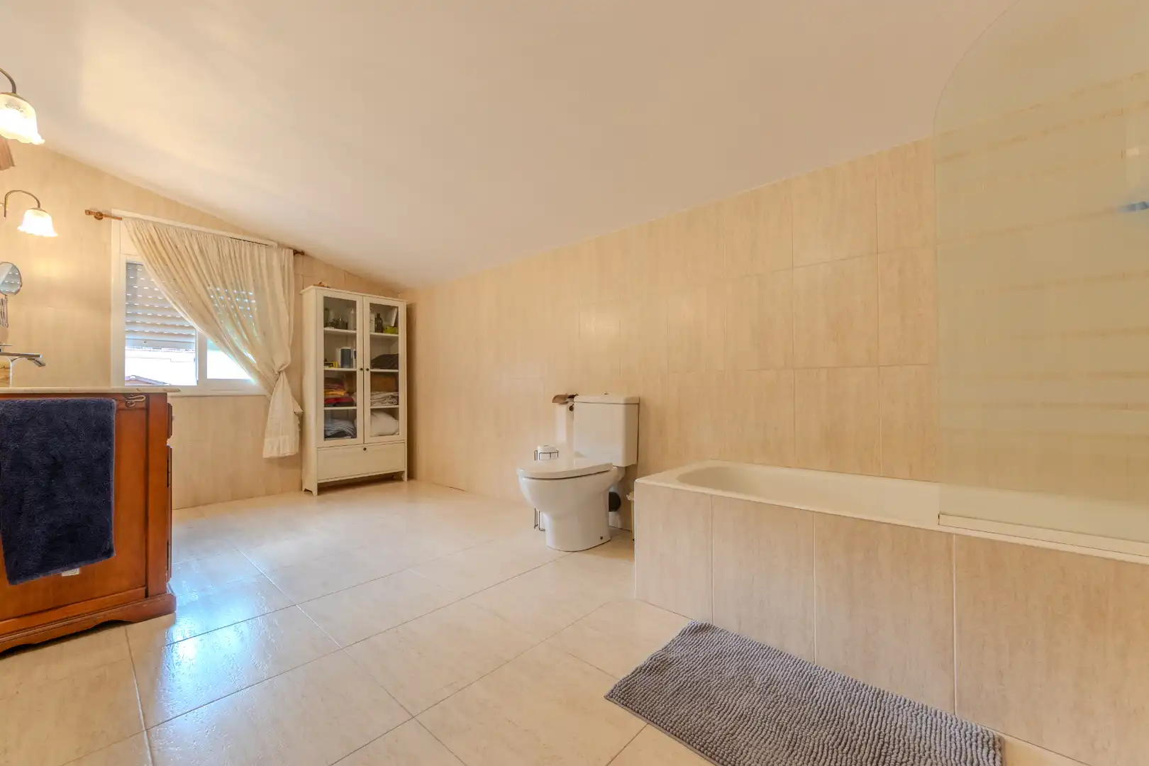 Bany de Casa o xalet en venda en Tarragona amb Jardí privat, Terrassa i Traster