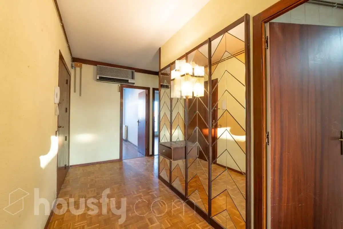 Duplexes for sale in RB SALVADOR SAMA, Centre Vila