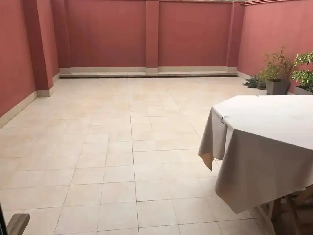Maisonette zum Verkauf in Mataró mit Heizung, Terrasse und Ofen