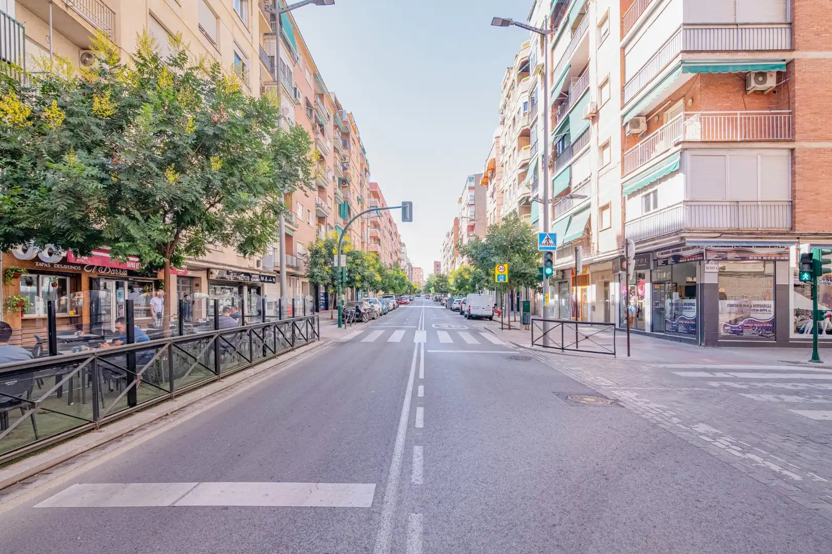 Vista exterior de Piso en venta en Granada con Amueblado