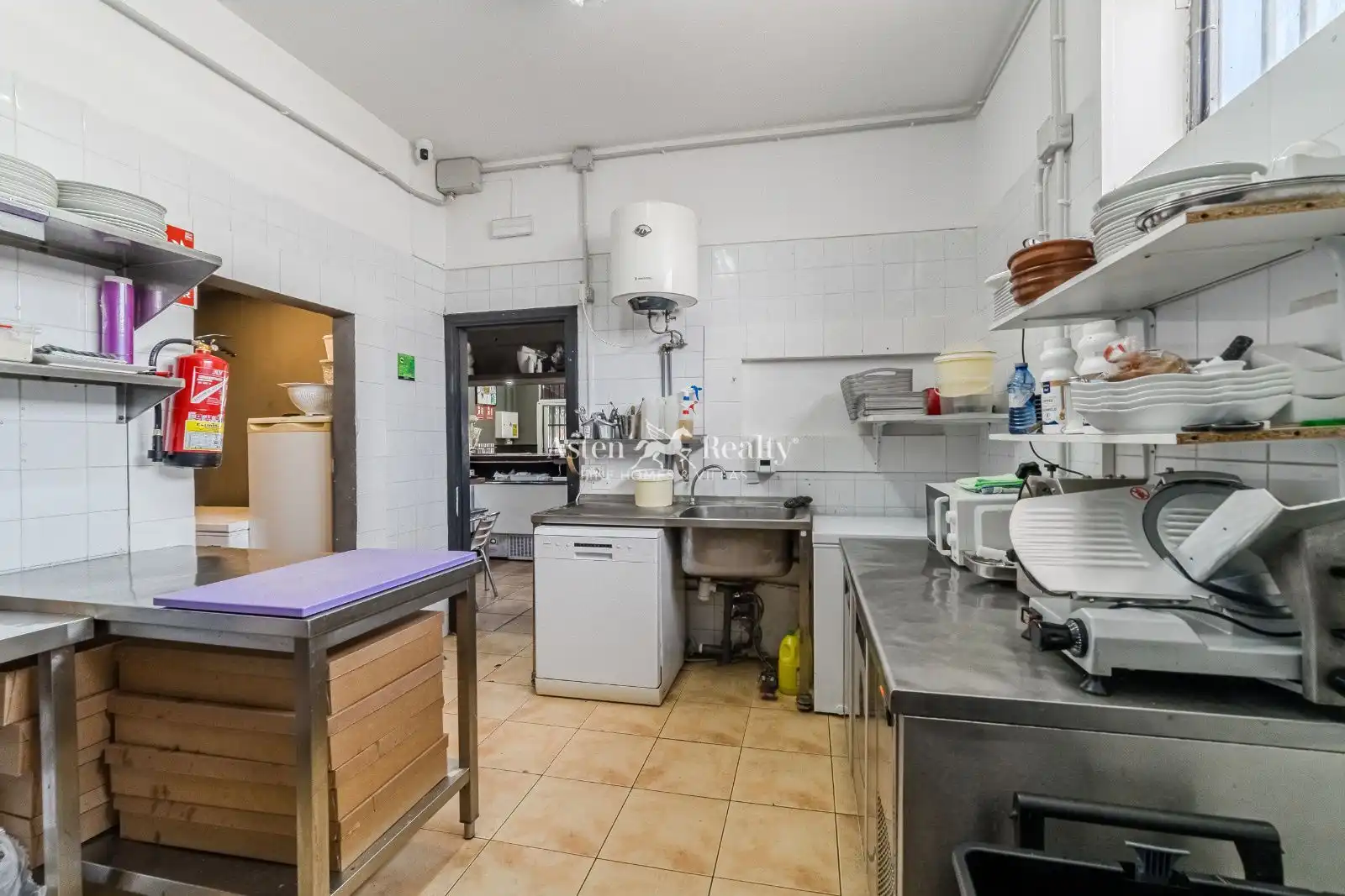 Cocina de Local en traspaso en Arona con Aire acondicionado, Amueblado y Internet