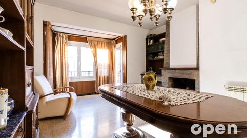 Foto 2 de Casa adosada en venda a Linne, de, La Cogullada, Barcelona