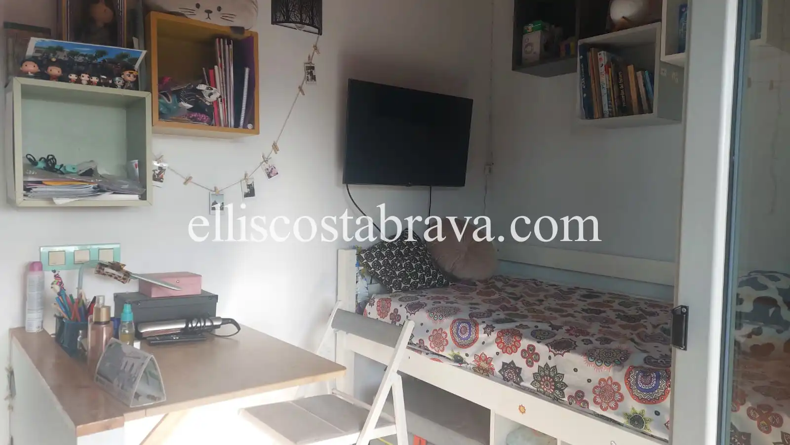 Dormitori de Casa adosada en venda en Albons amb Aire condicionat i Terrassa